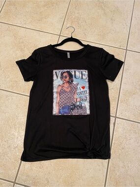 VOGUE I Love Coffee Graphic Short Sleeve Tee - Black